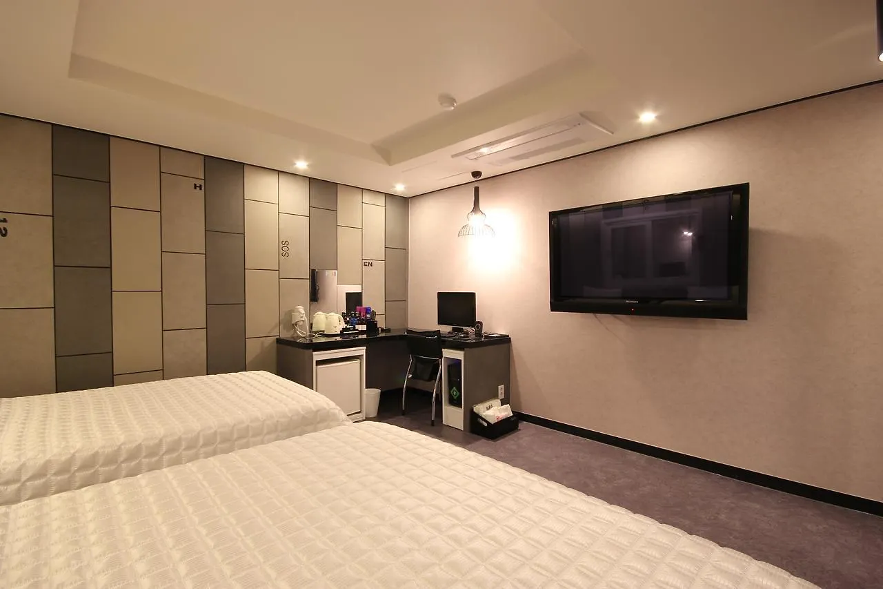 Nuri Hotel Gwangalli Busan 2*,